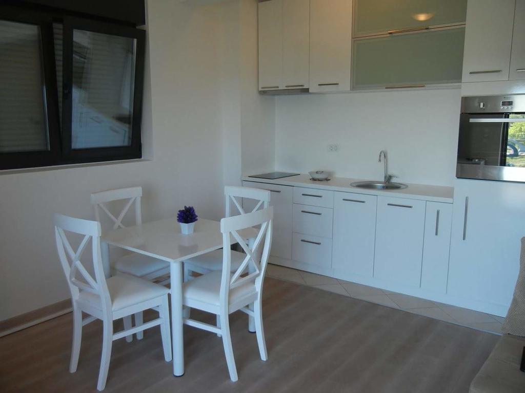 בודווה Apartment More מראה חיצוני תמונה